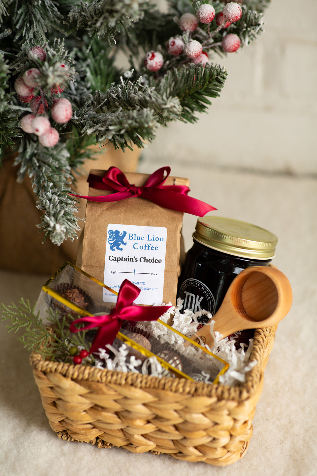 Small Holiday Basket